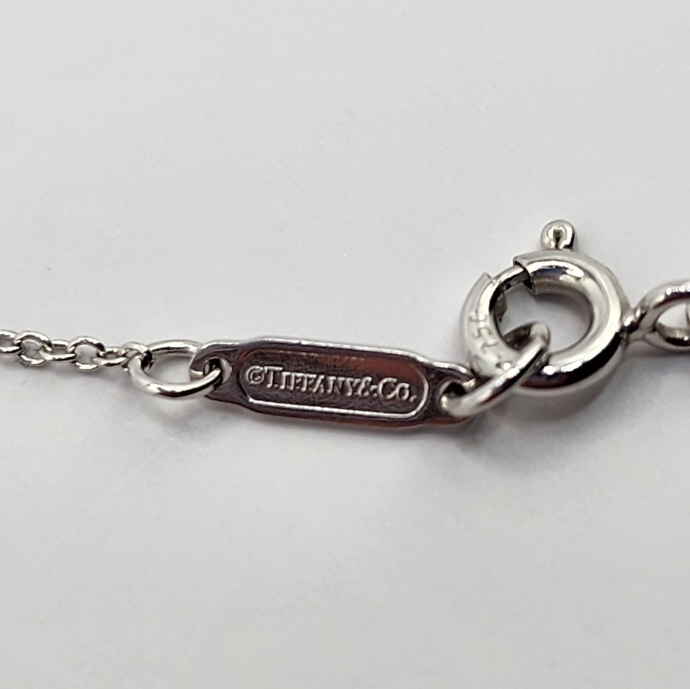 Tiffany & Co. Double Heart 18K Gold Diamond Necklace - Picture 4 of 9